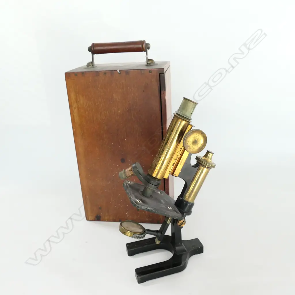 W.WATSON & SONS, LONDON MICROSCOPE, IN MAHOG CASE. (NO STAGE CLIPS OR ADDITIONAL LENSES)) Image 1++